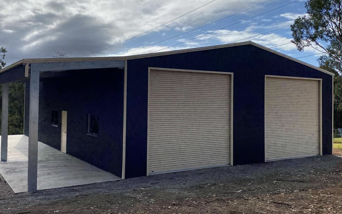 Double-garage-with-lean-to-005